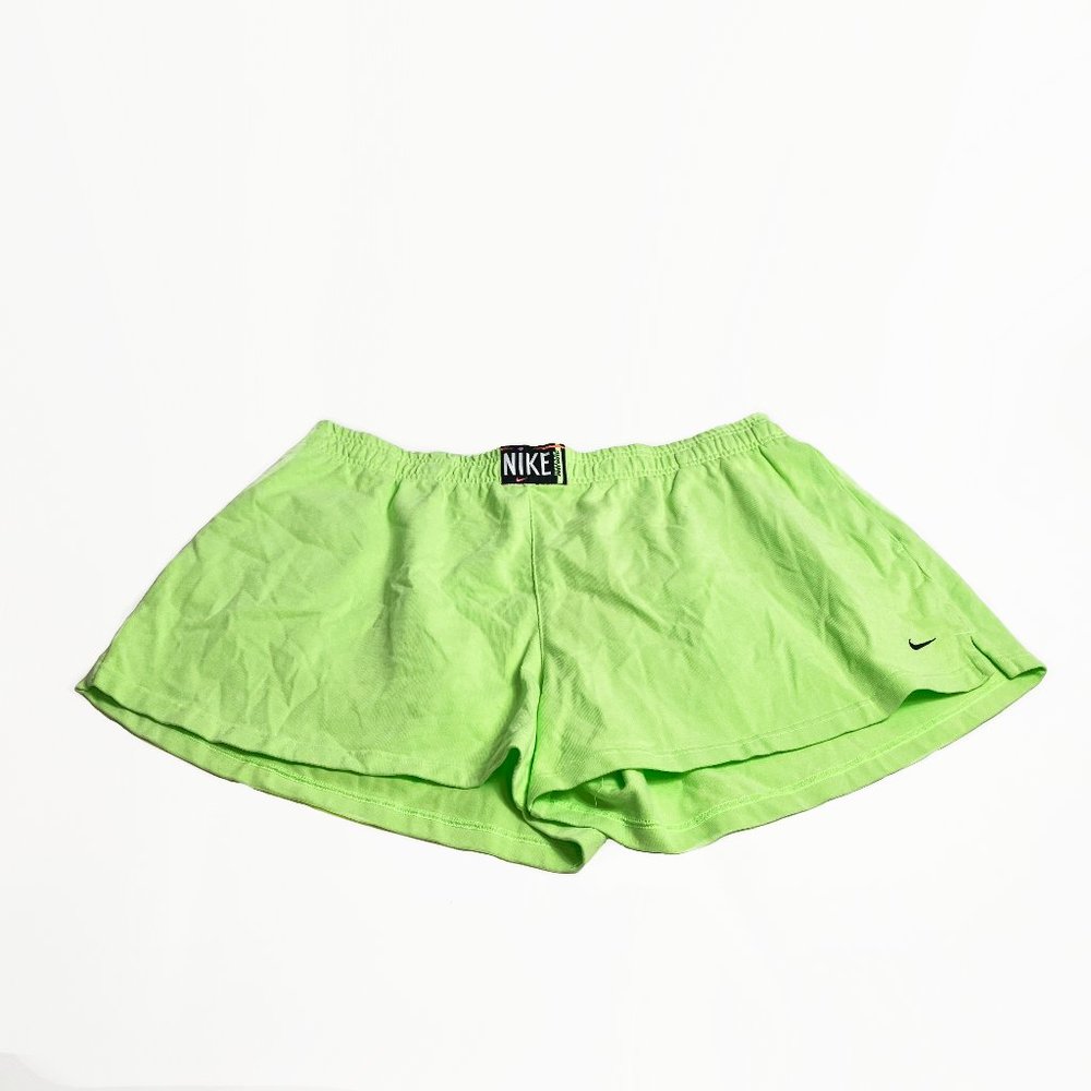 Nike Sportswear Wash Shorts Women - Light Green